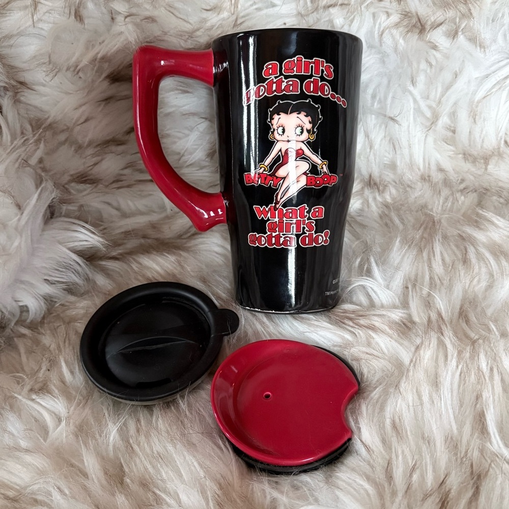 Betty Boop Ceramic Mug with Two Lids